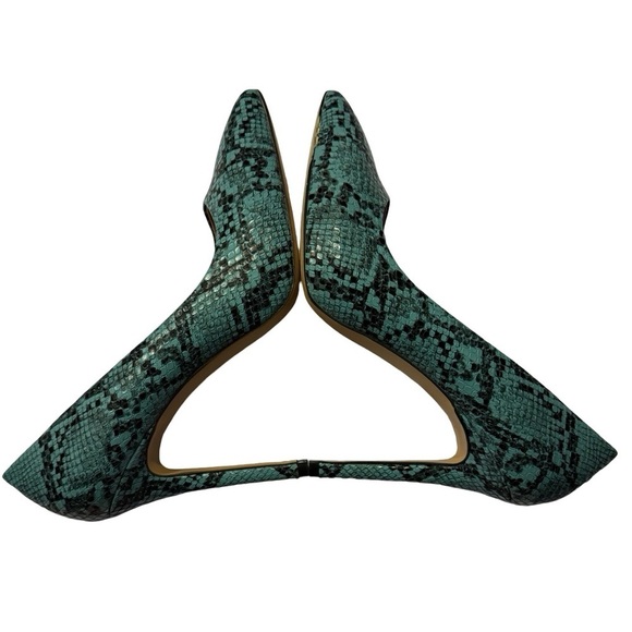 BCBGeneration Skie Pointy Toe Faux Snake Skin Blue/Green and Black Pumps Sz 8.5 - Picture 2 of 14